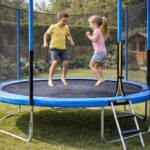 Aktywność na trampolinie a zdrowie stawów