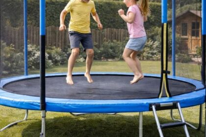 Aktywność na trampolinie a zdrowie stawów